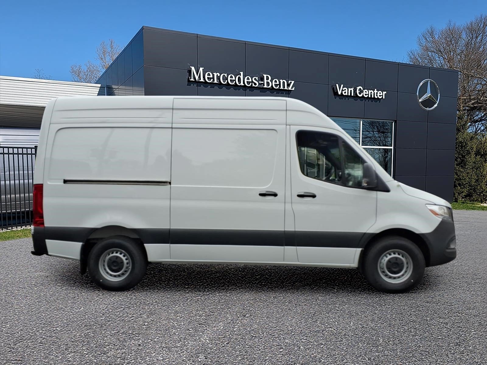 New 2026 Arctic White Mercedes-Benz  image 2