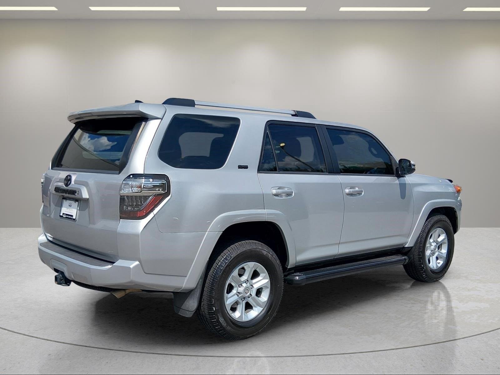 Used 2021 Classic Silver Metallic Toyota SR5 Premium image 5