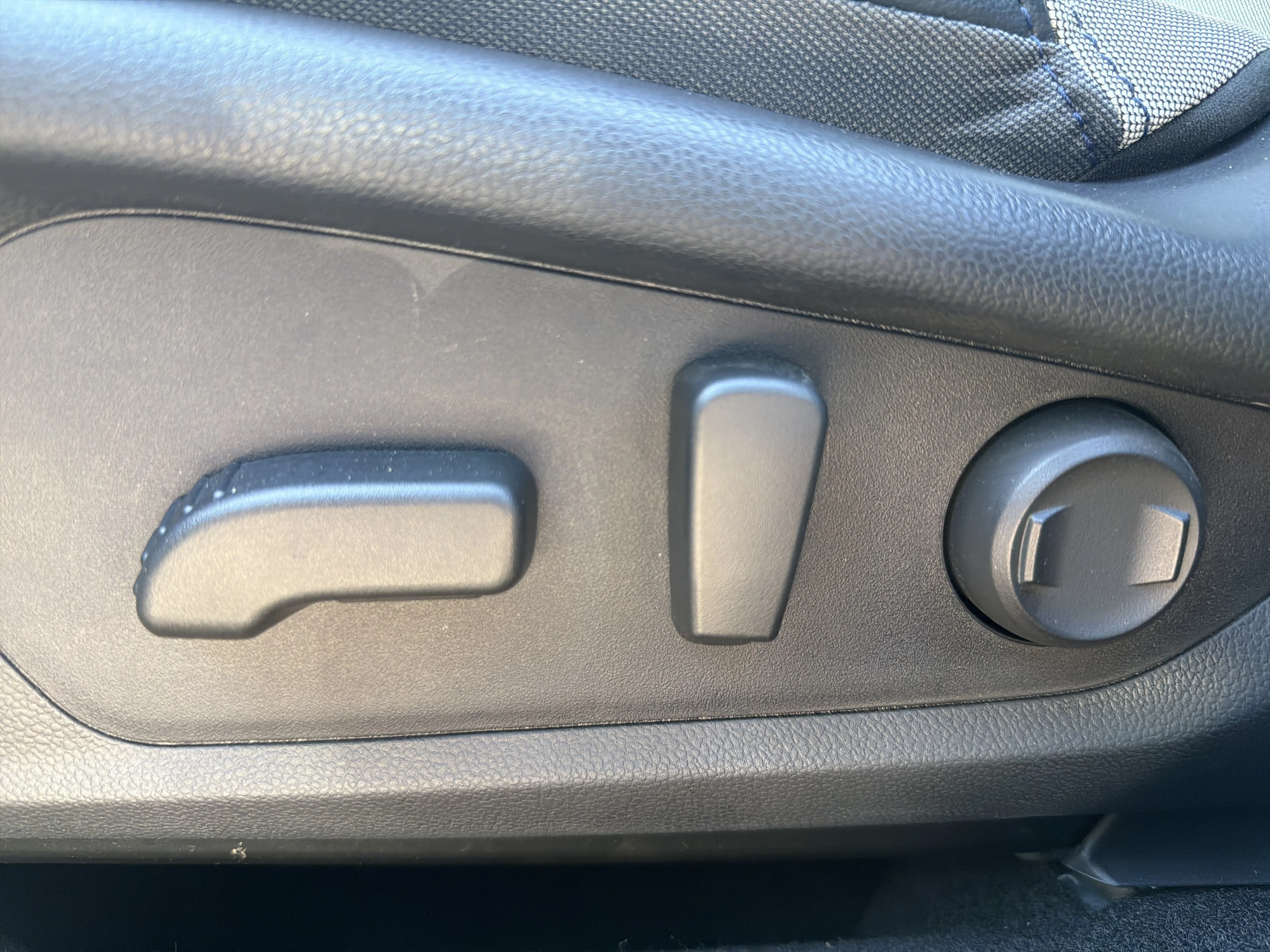 Certified Used 2026 Crystal White Pearl Subaru Premium image 20