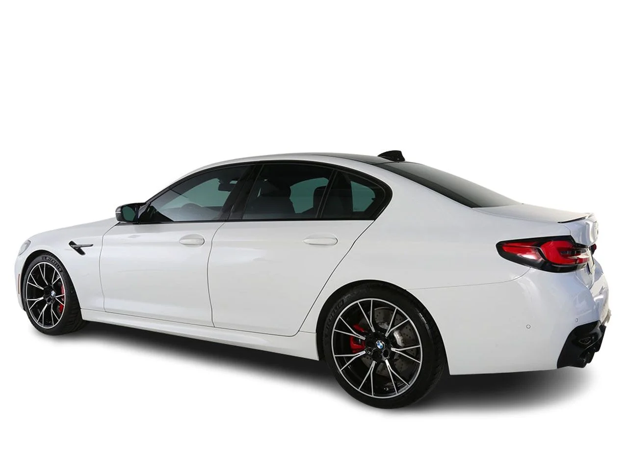 Used 2022 White BMW Competition image 10