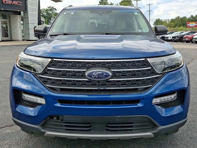 Used 2023 Blue Ford XLT image 2
