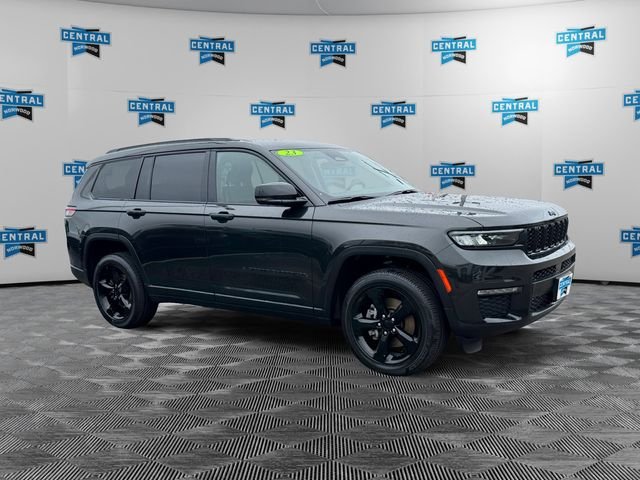 Used 2023 Gray Jeep Limited image 8