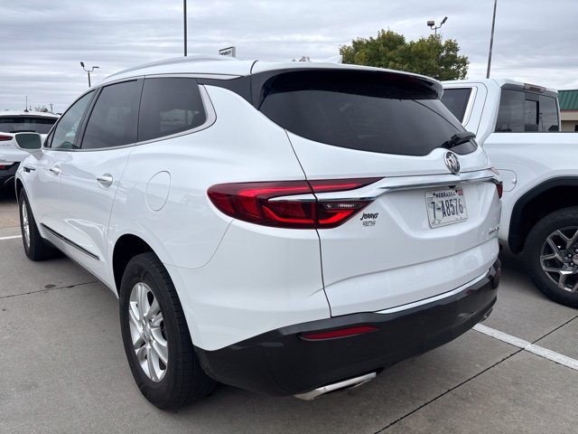 Used 2019 White Buick Essence image 4