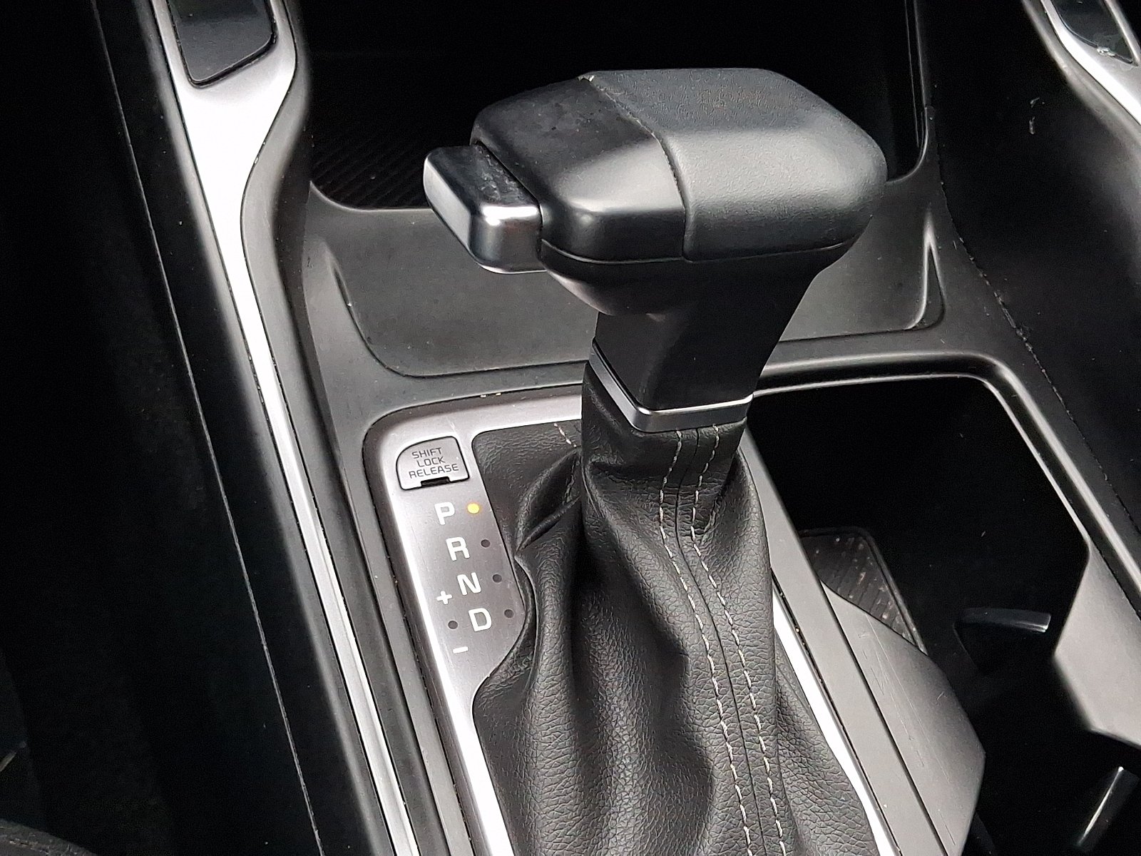 Used 2025 Wolf Gray - C7S Kia EX image 14