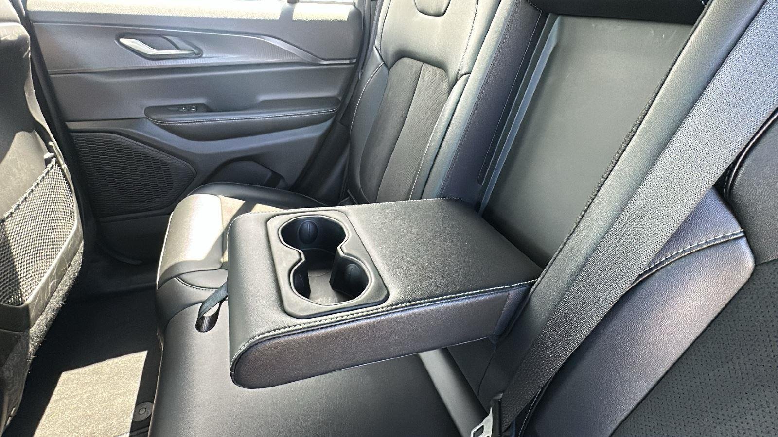 Used 2025 Bright White Clearcoat Jeep Altitude image 27