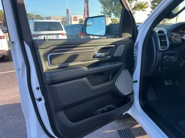 New 2026 Bright White Clear-Coat Exterior Paint RAM Laramie image 5