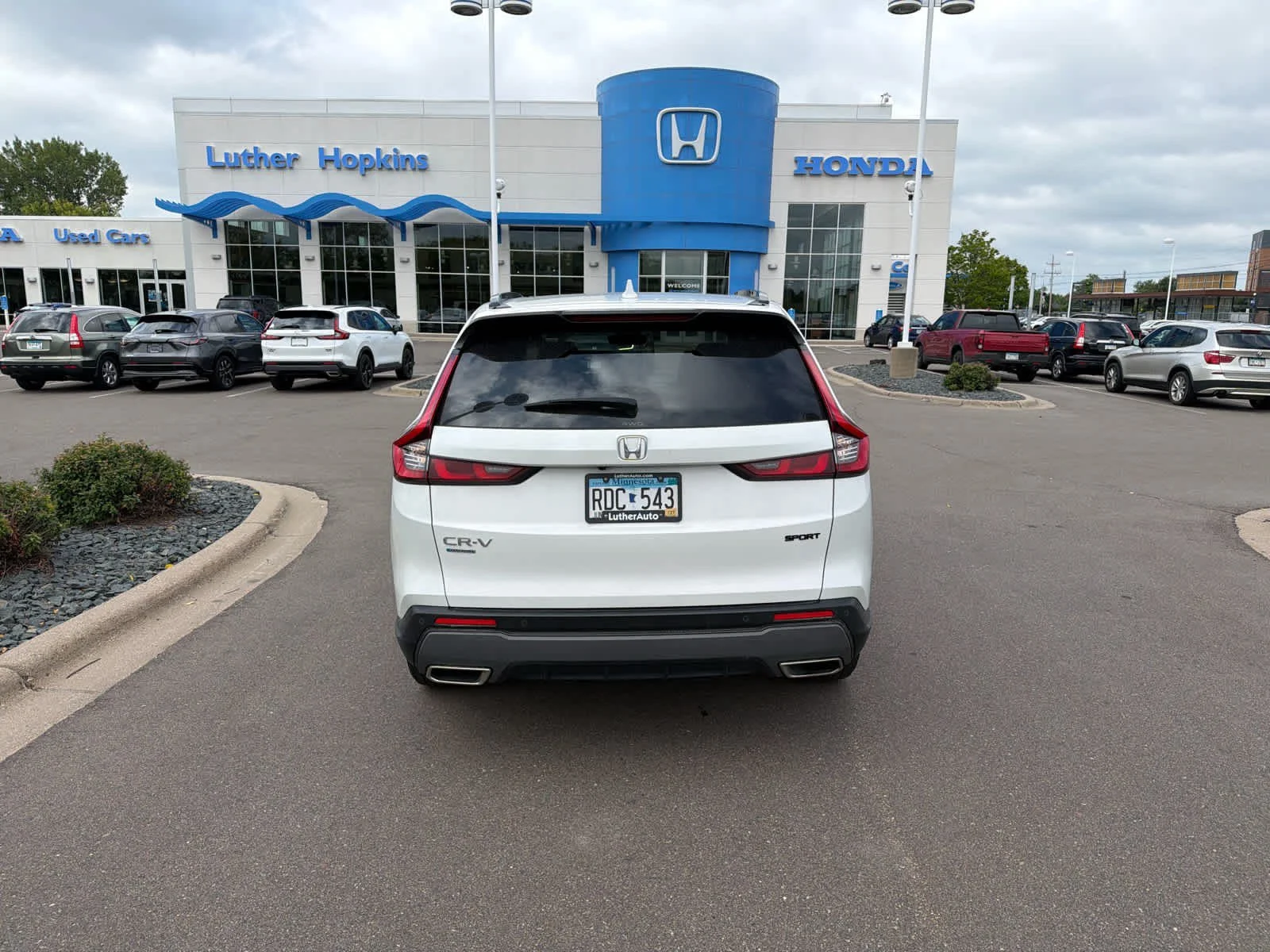 Certified Used 2025 Platinum White Pearl Honda Sport-L image 6