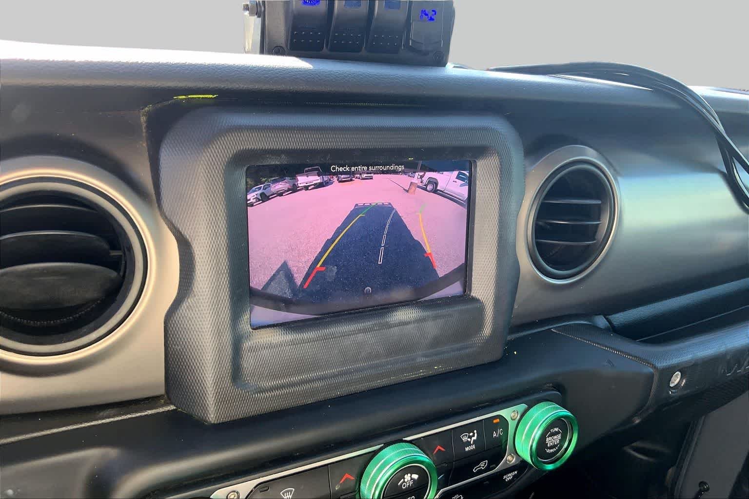 Used 2019 Sting-Gray Clearcoat Jeep Sport S image 28