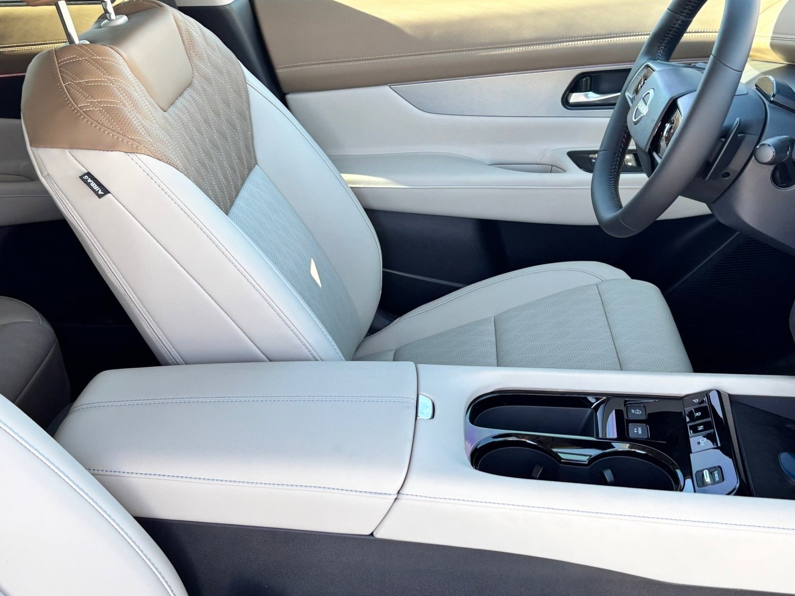 New 2026 Scarlet Ember Tintcoat Nissan Platinum image 24