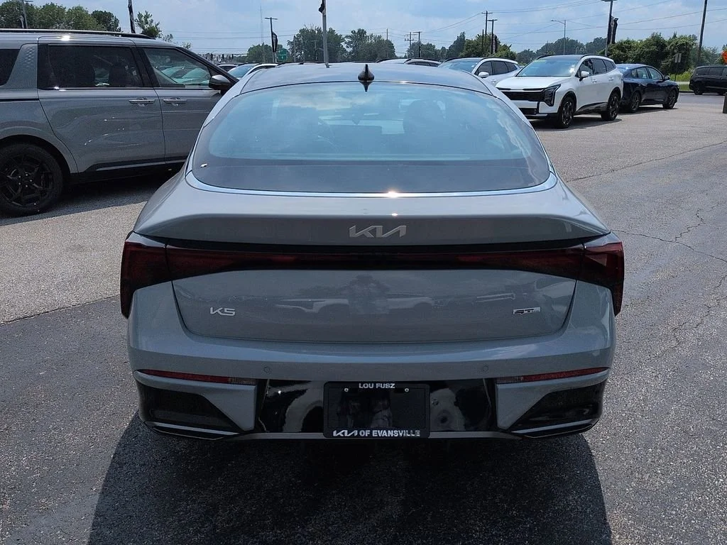 2026 Kia K5 GT-Line - Photo 6