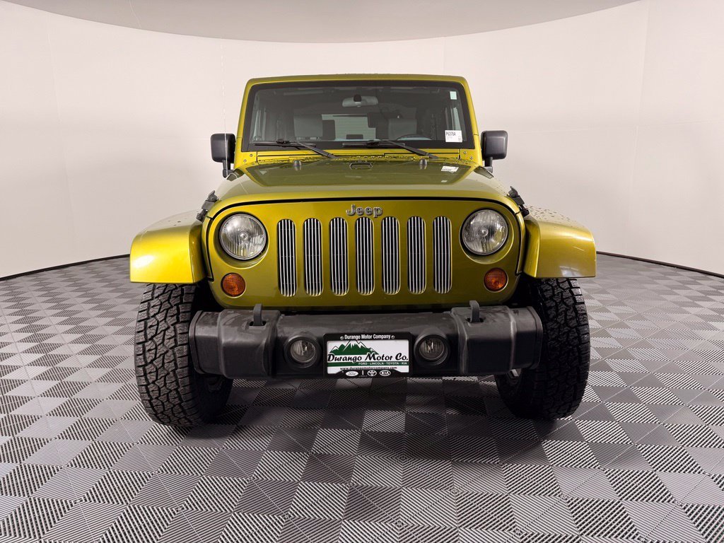 Used 2007 Green Jeep Sahara image 3