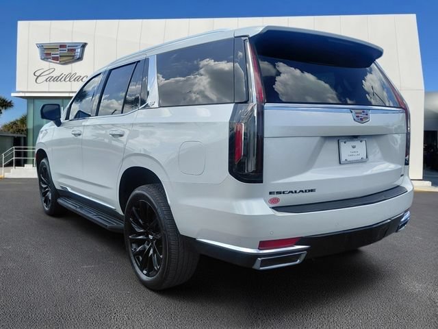 Used 2022 CRYSTAL WHITE TRICOAT Cadillac Luxury image 6