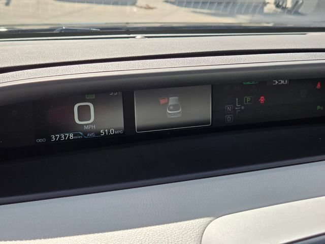 2021 Toyota Prius LE - Photo 19
