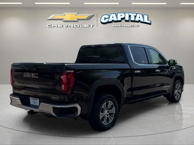 Used 2025 Onyx Black GMC SLT image 6