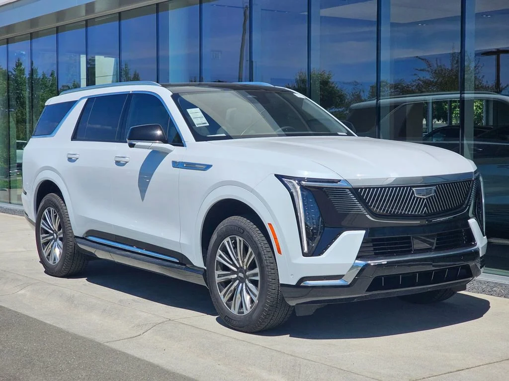 New 2026 Vibrant White Tricoat Cadillac Luxury image 7