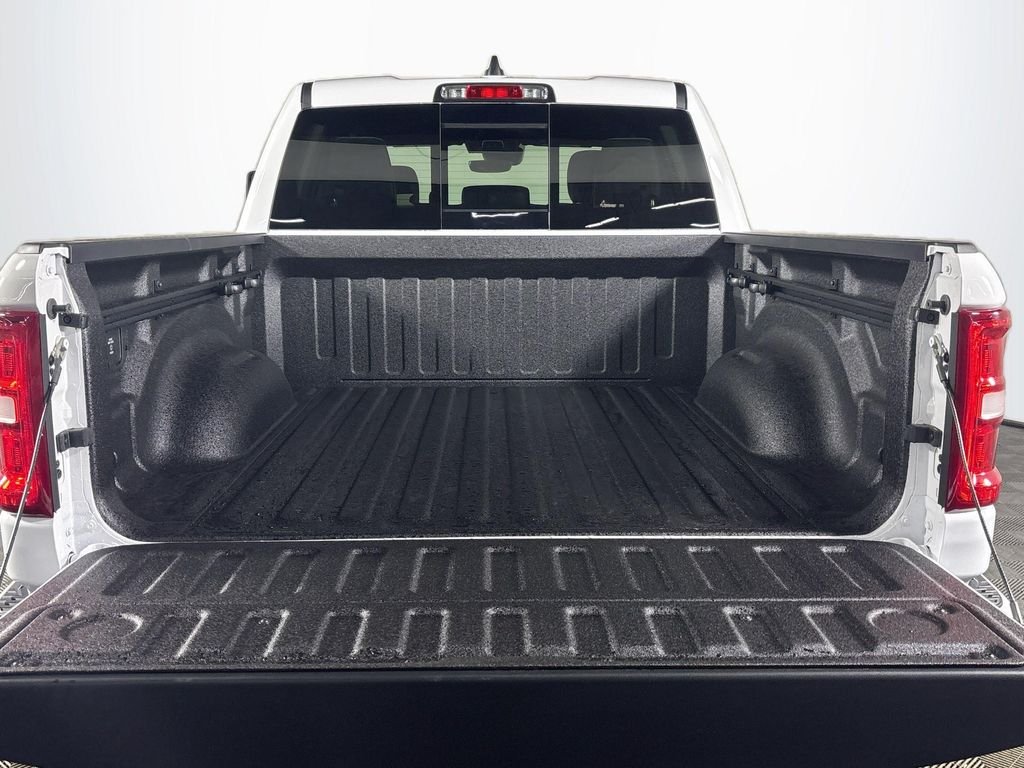 2026 RAM 1500 Laramie - Photo 22
