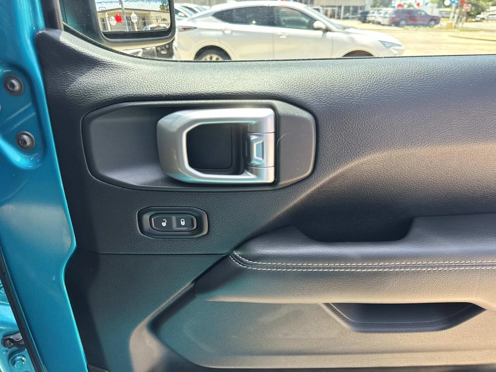 Used 2020 Green Jeep Sahara image 14