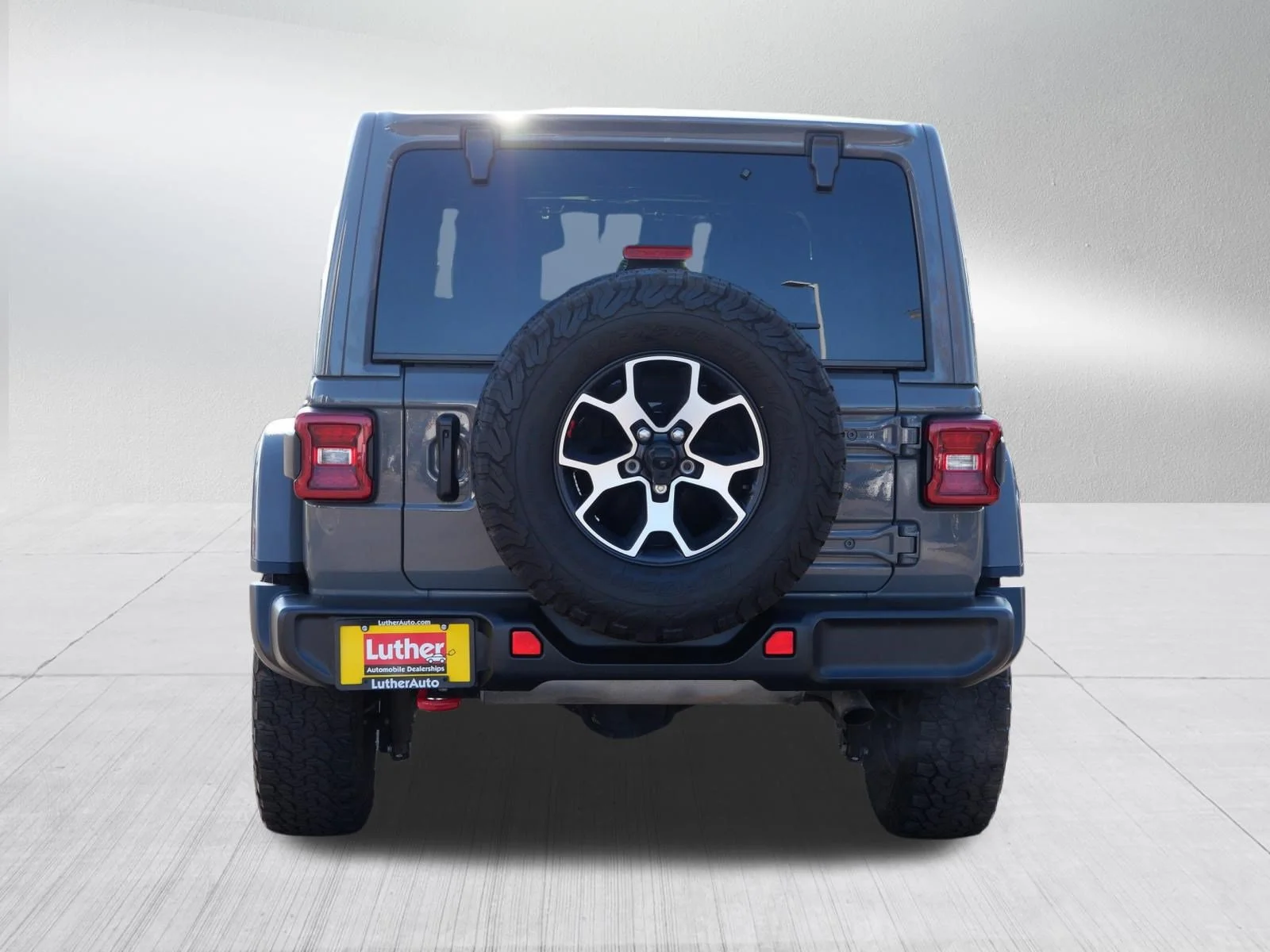 Used 2022 Sting-Gray Clearcoat Jeep Unlimited Rubicon image 6
