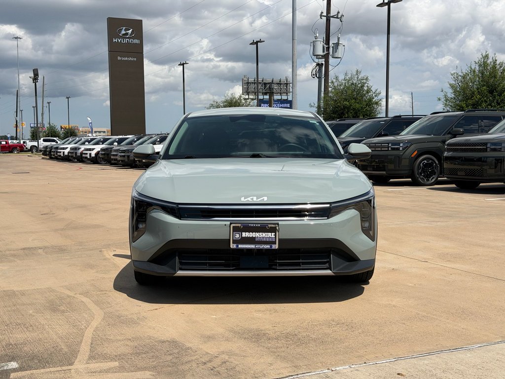 Used 2025 Morning Haze Kia EX image 10