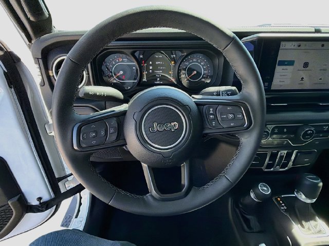 Used 2025 Bright White Clearcoat Jeep High Tide image 34