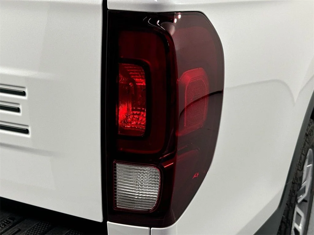 New 2026 Platinum White Pearl Honda RTL image 11
