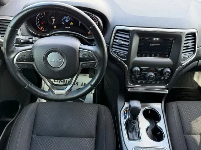 Used 2019 Sting Gray Clearcoat Jeep Laredo image 3