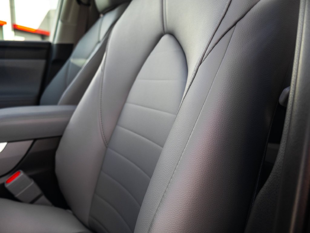New 2026 Wind Chill Pearl <sup>1</sup> Toyota  XLE image 12