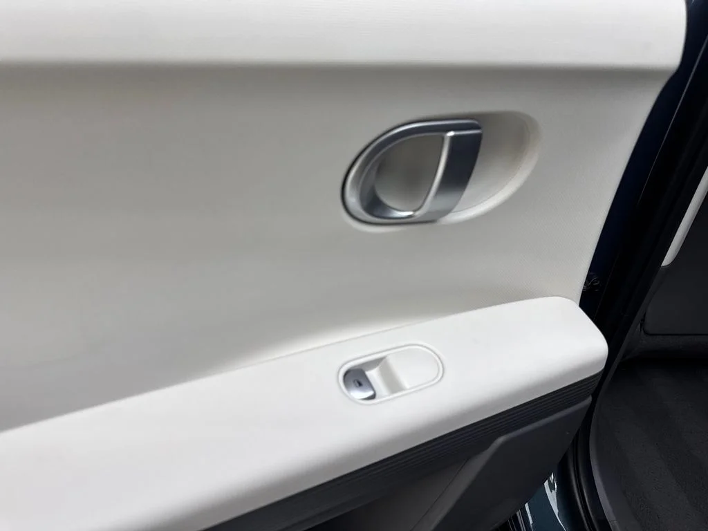 Used 2024 Green Hyundai SEL image 38