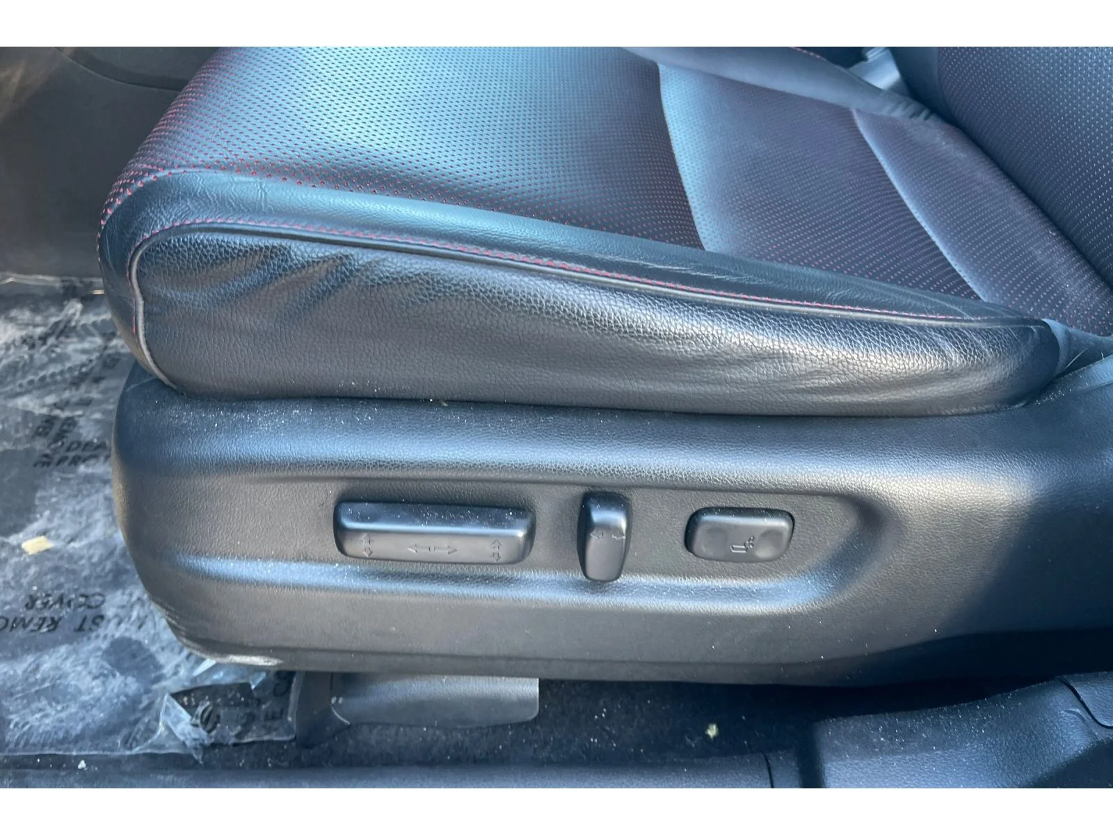 Used 2020 Crystal Black Pearl Honda Black Edition image 13