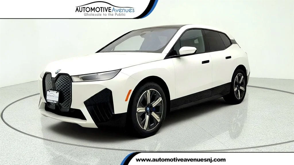 2024 BMW iX