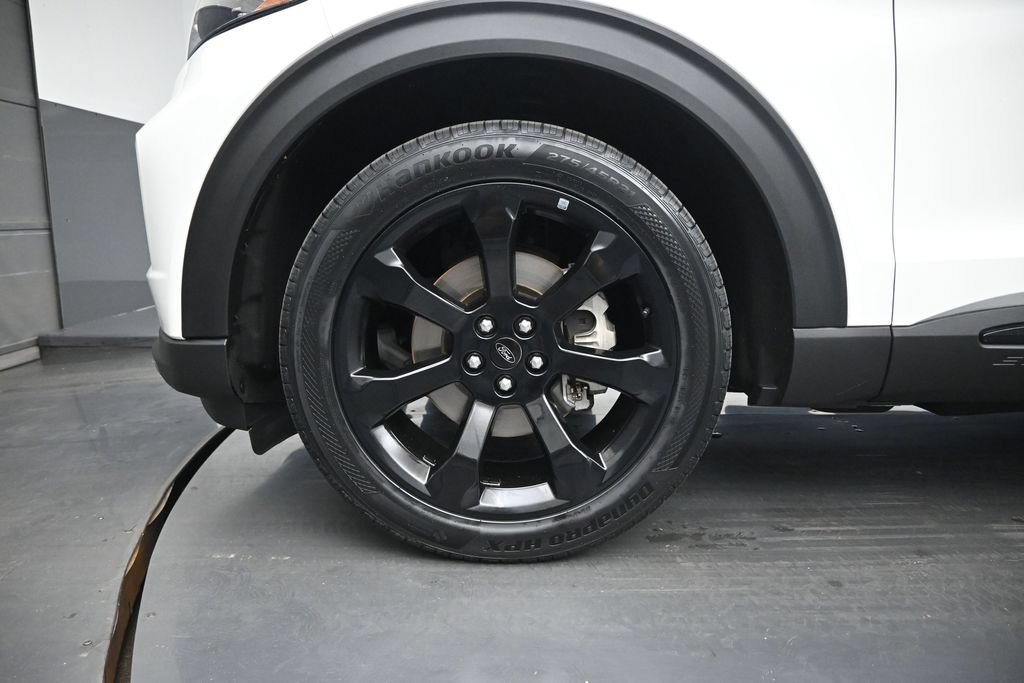 Certified Used 2024 White Ford ST-Line image 31