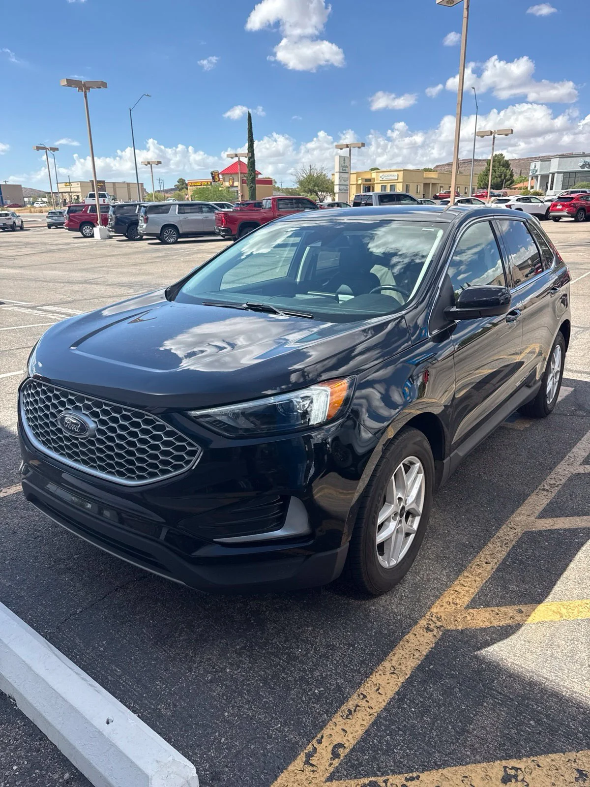 2023 Ford Edge