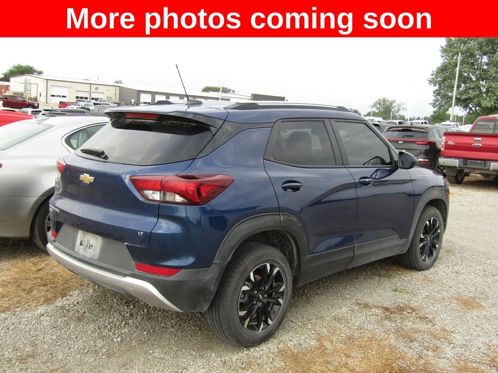 Used 2023 Blue Chevrolet LT image 5