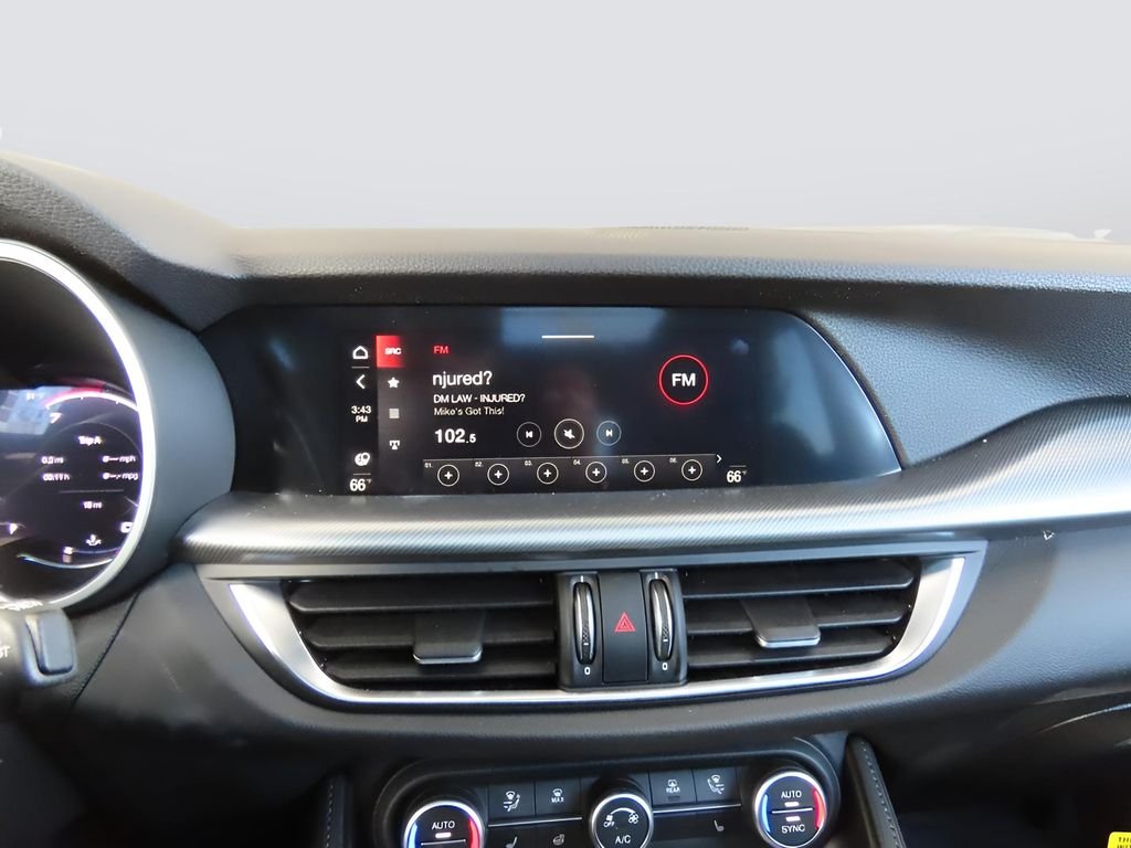 2025 Alfa Romeo Stelvio Base - Photo 23