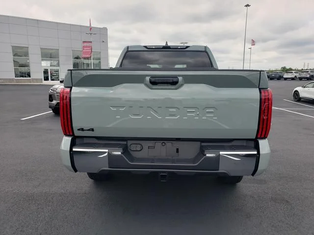 New 2026 Lunar Rock Toyota SR5 image 6