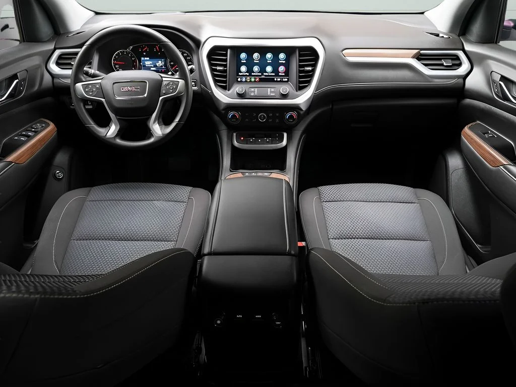 Used 2022 White GMC SLE image 16