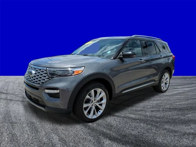 Certified Used 2023 Carbonized Gray Metallic Ford Platinum image 8