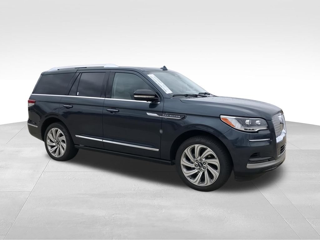 Used 2024 Blue Lincoln Reserve image 2