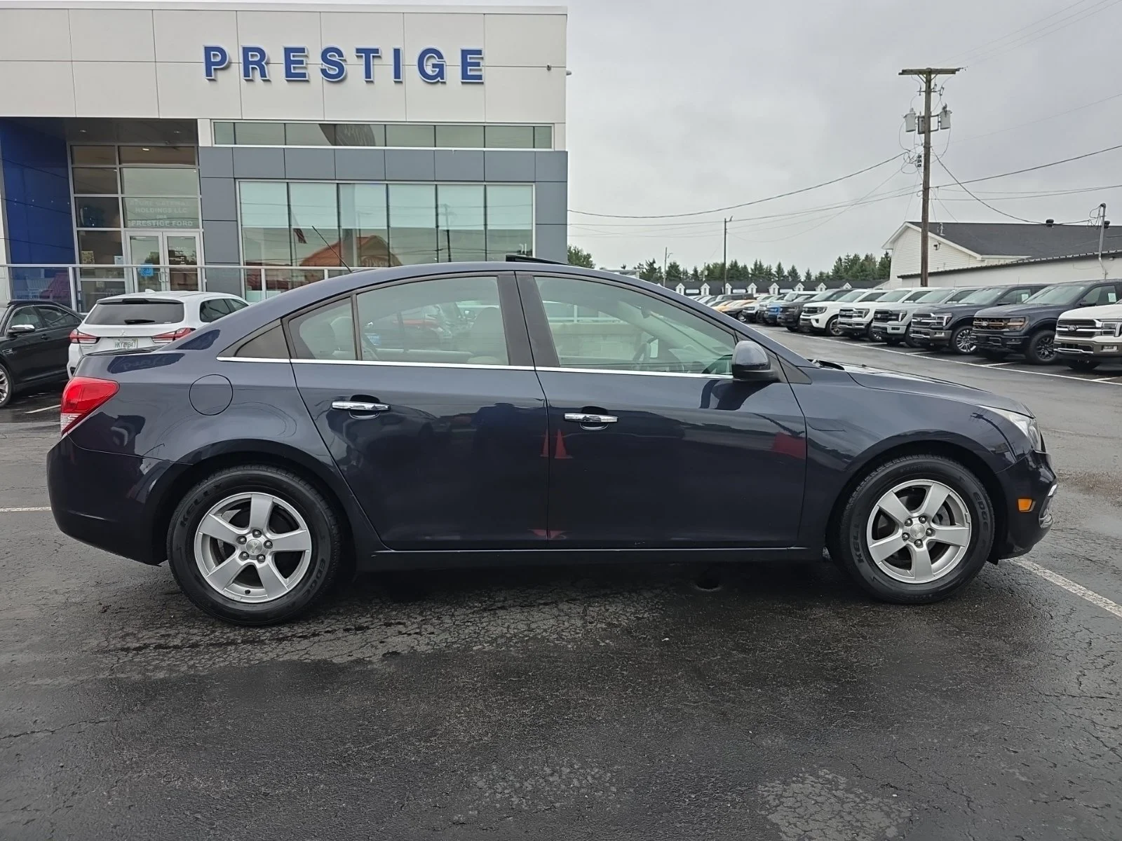 Used 2016 Chevrolet Cruze Limited 1LT with VIN 1G1PE5SB1G7174858 for sale in Columbiana, OH