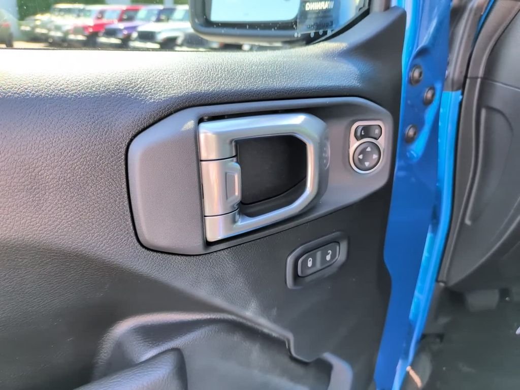 New 2026 Hydro Blue Pearl-Coat Exterior Paint Jeep Willys image 21