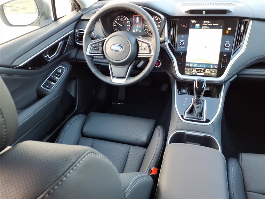 Used 2025 WHITE Subaru Limited image 4