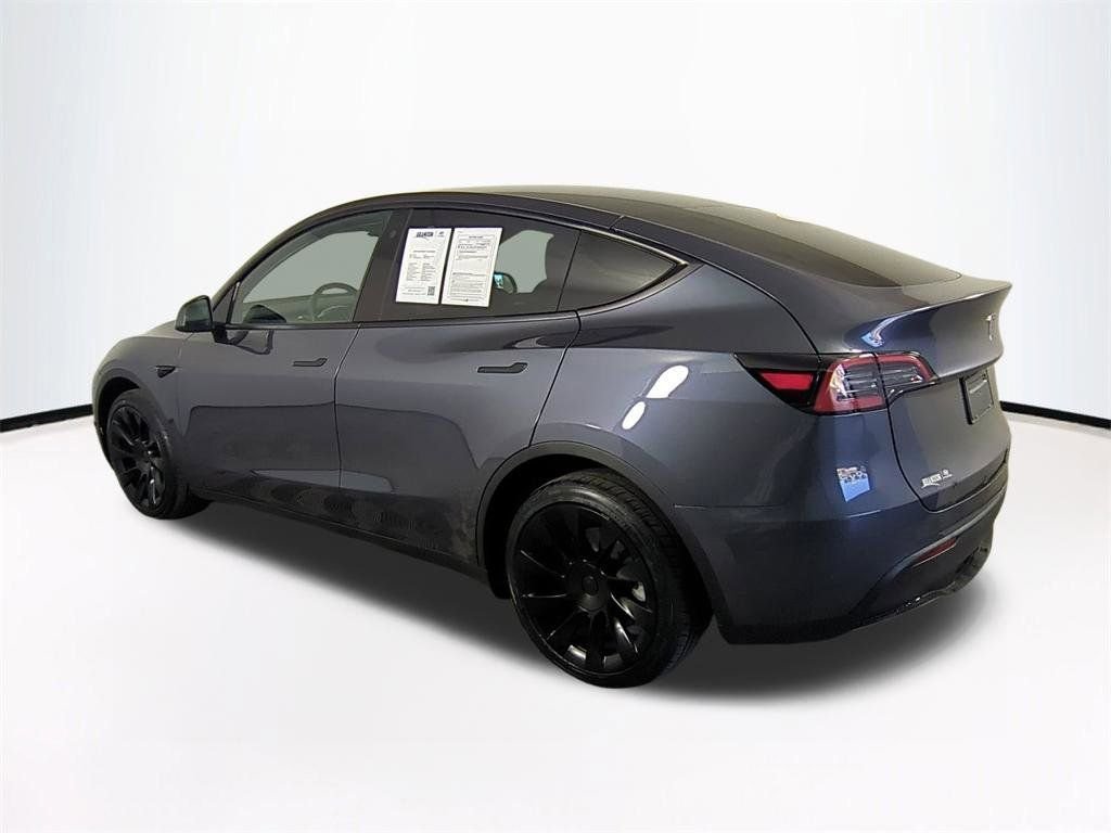 2023 Tesla Model Y Long Range - Photo 7