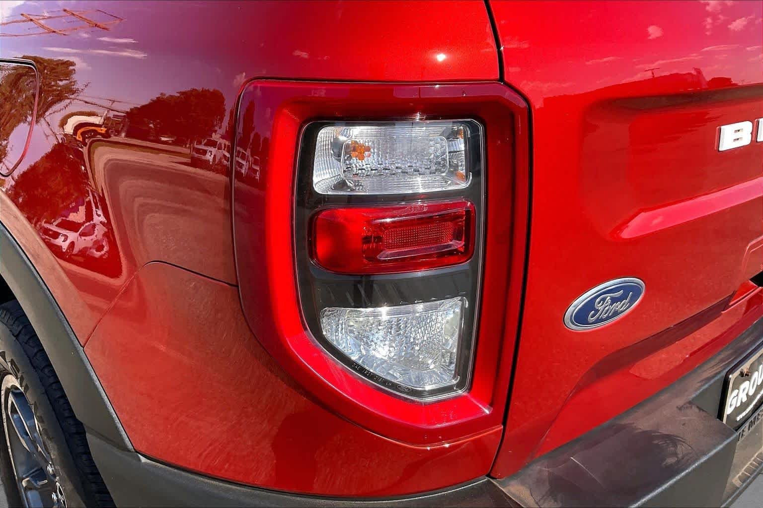 Used 2024 Hot Pepper Red Metallic Tinted Clearcoat Ford Big Bend image 27