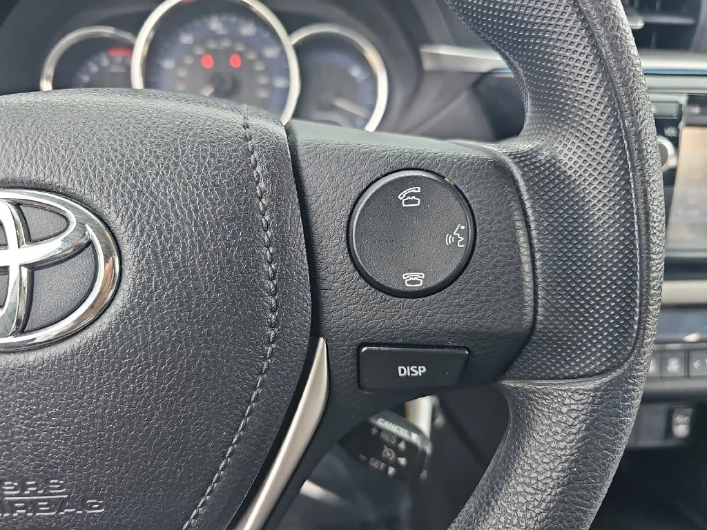 Used 2016 Red Toyota LE Plus image 17