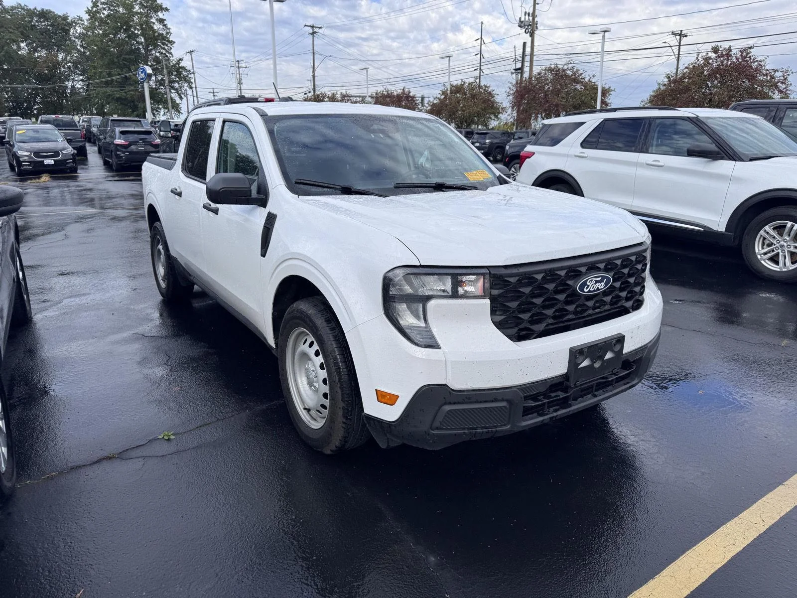 Used 2025 Oxford White Ford XL image 3