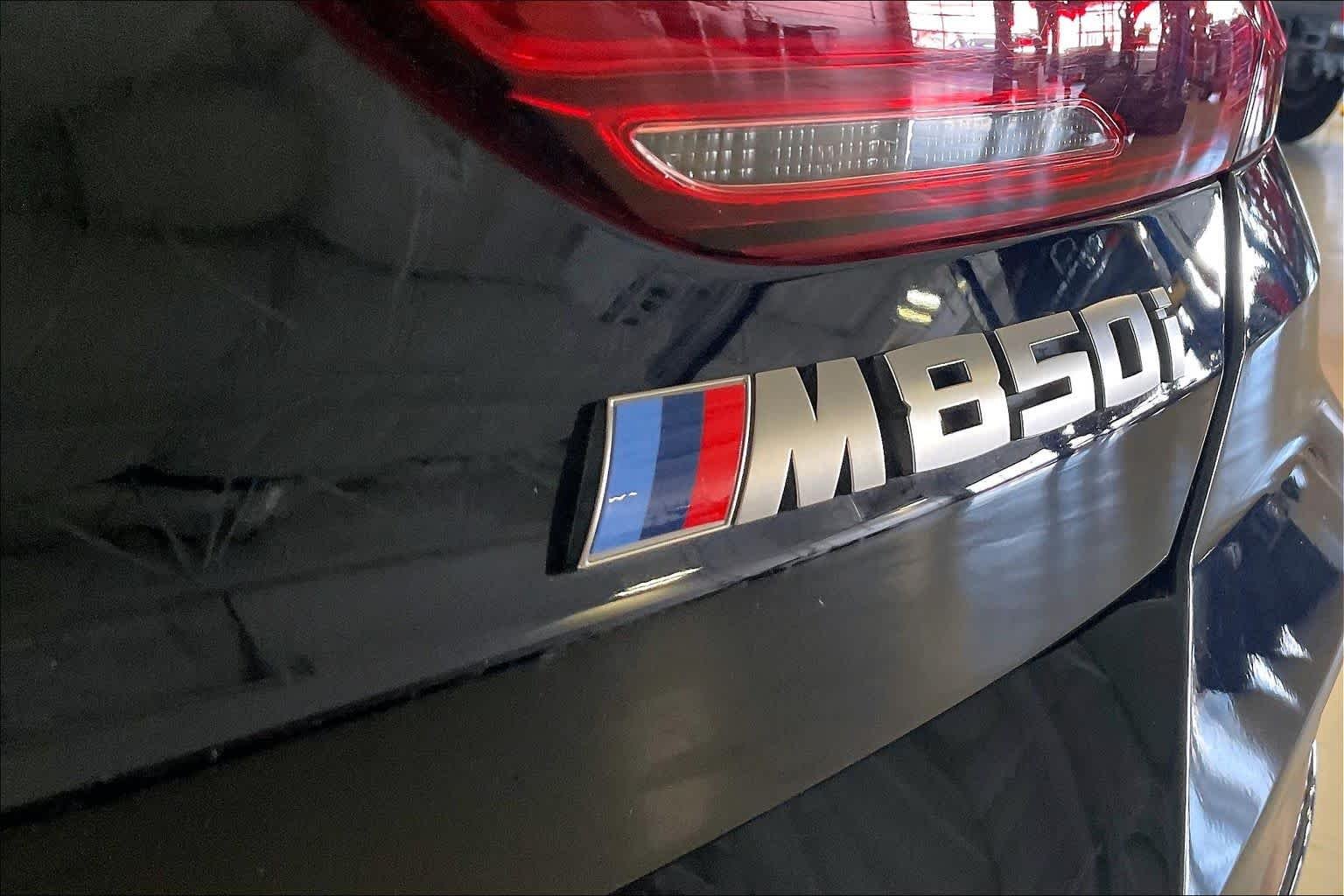 Used 2022 Carbon Black Metallic BMW M850i xDrive image 9