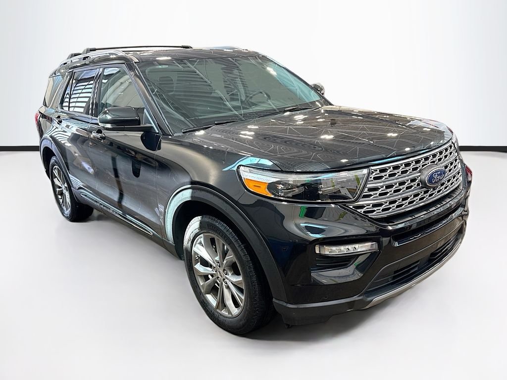 Used 2024 Black Ford Limited image 3