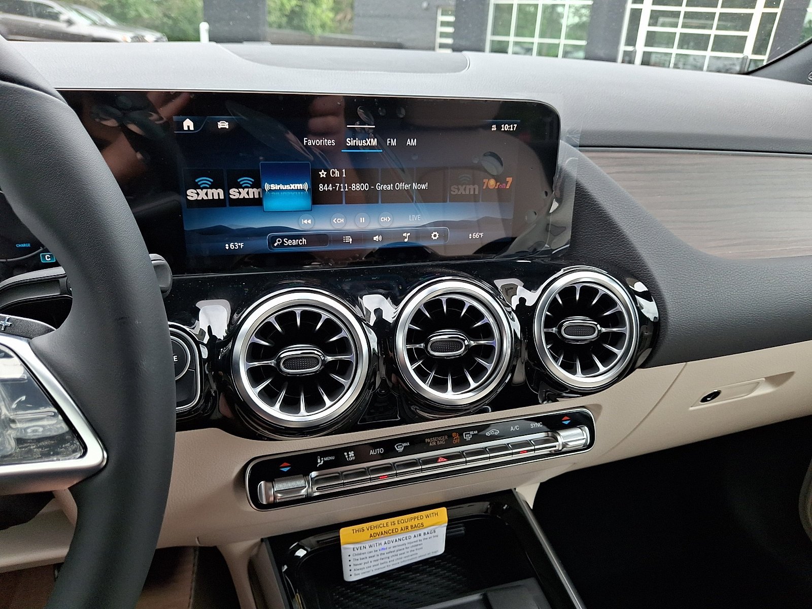 New 2026 Polar White Mercedes-Benz GLA 250 image 36