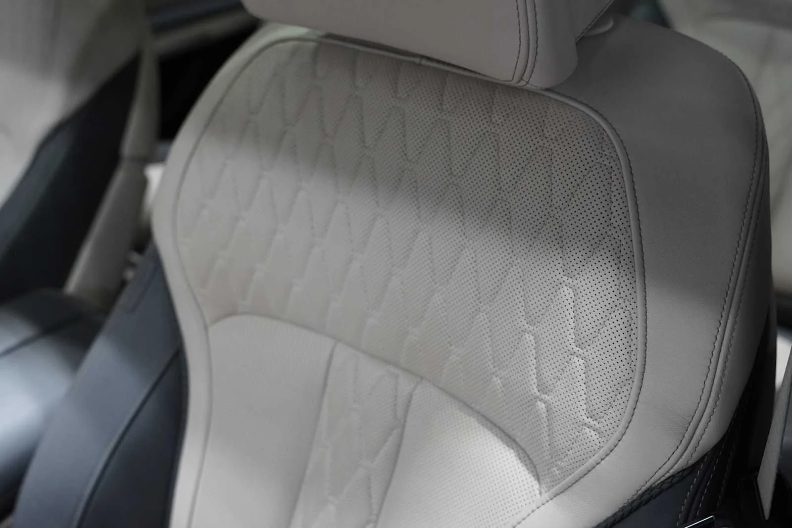 Certified Used 2024 Skyscraper Grey Metallic BMW ALPINA XB7 image 13