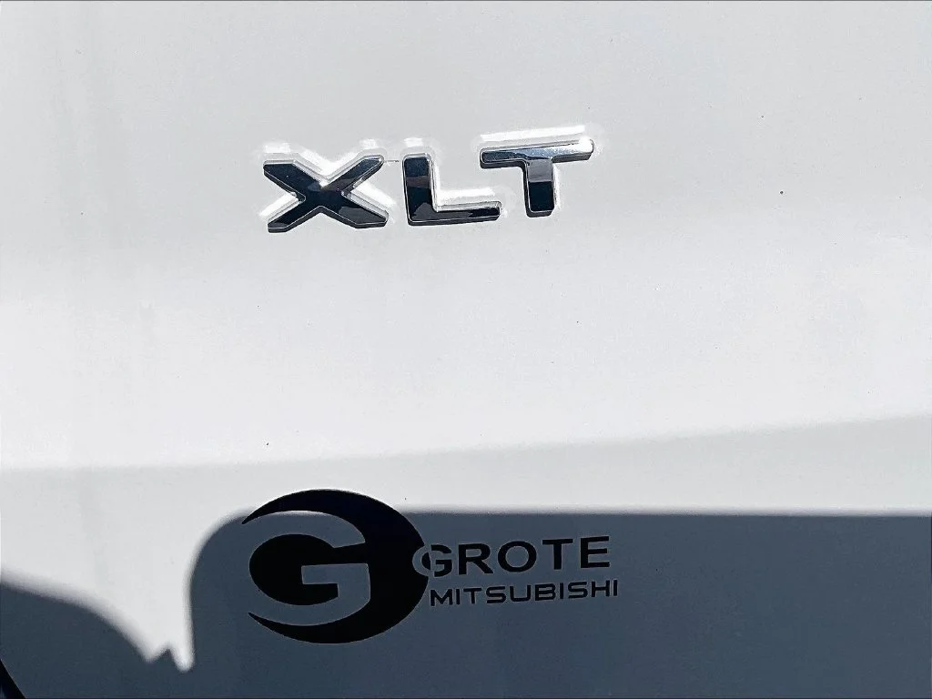 Used 2019 White Ford XLT image 9